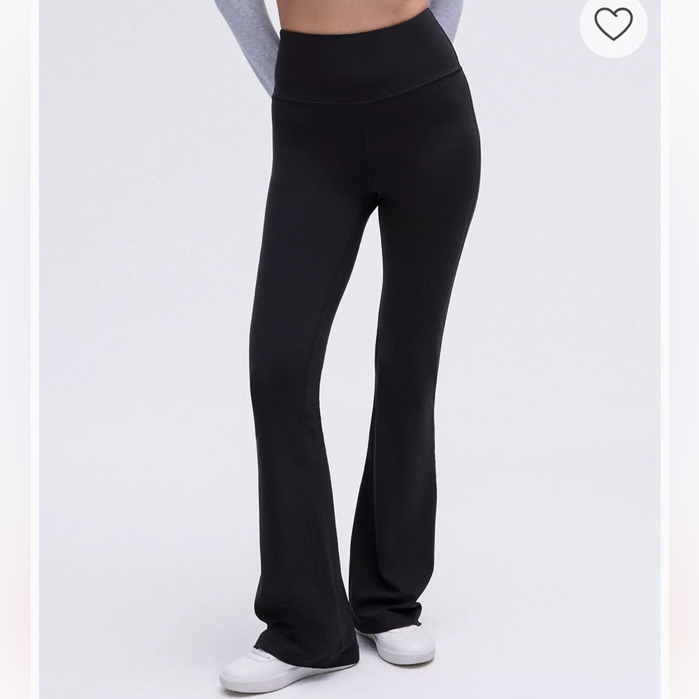 Lululemon nulu groove super high rise flared pant